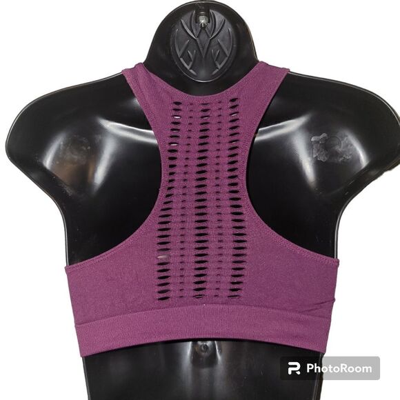 Marika sports bra size 34 B - Picture 2 of 3